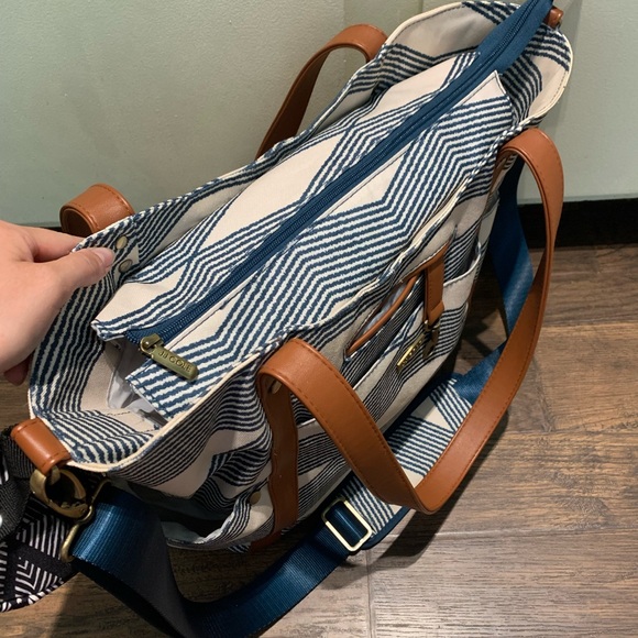 J. Cole Shoulder Diaper Bag - Picture 2 of 5